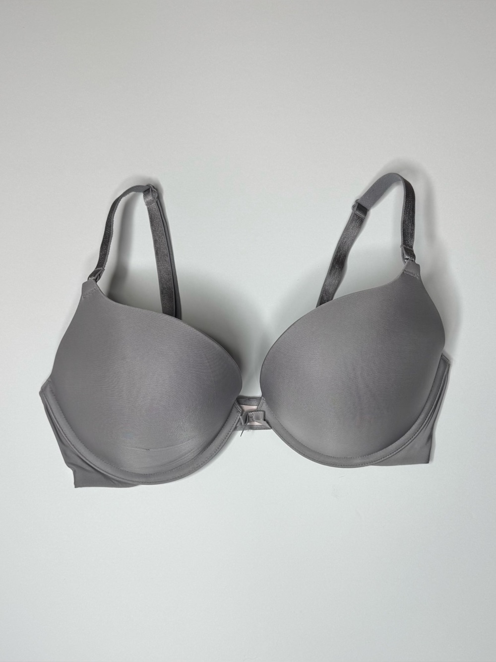 Victoria’s Secret PINK Push Up Bra 34D Gray Underwire T Shirt Bra